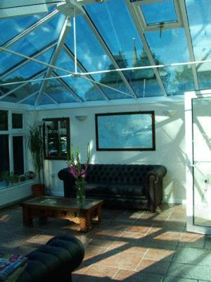 Gatwick House Otel Horley Dış mekan fotoğraf