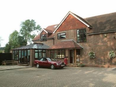 Gatwick House Otel Horley Dış mekan fotoğraf